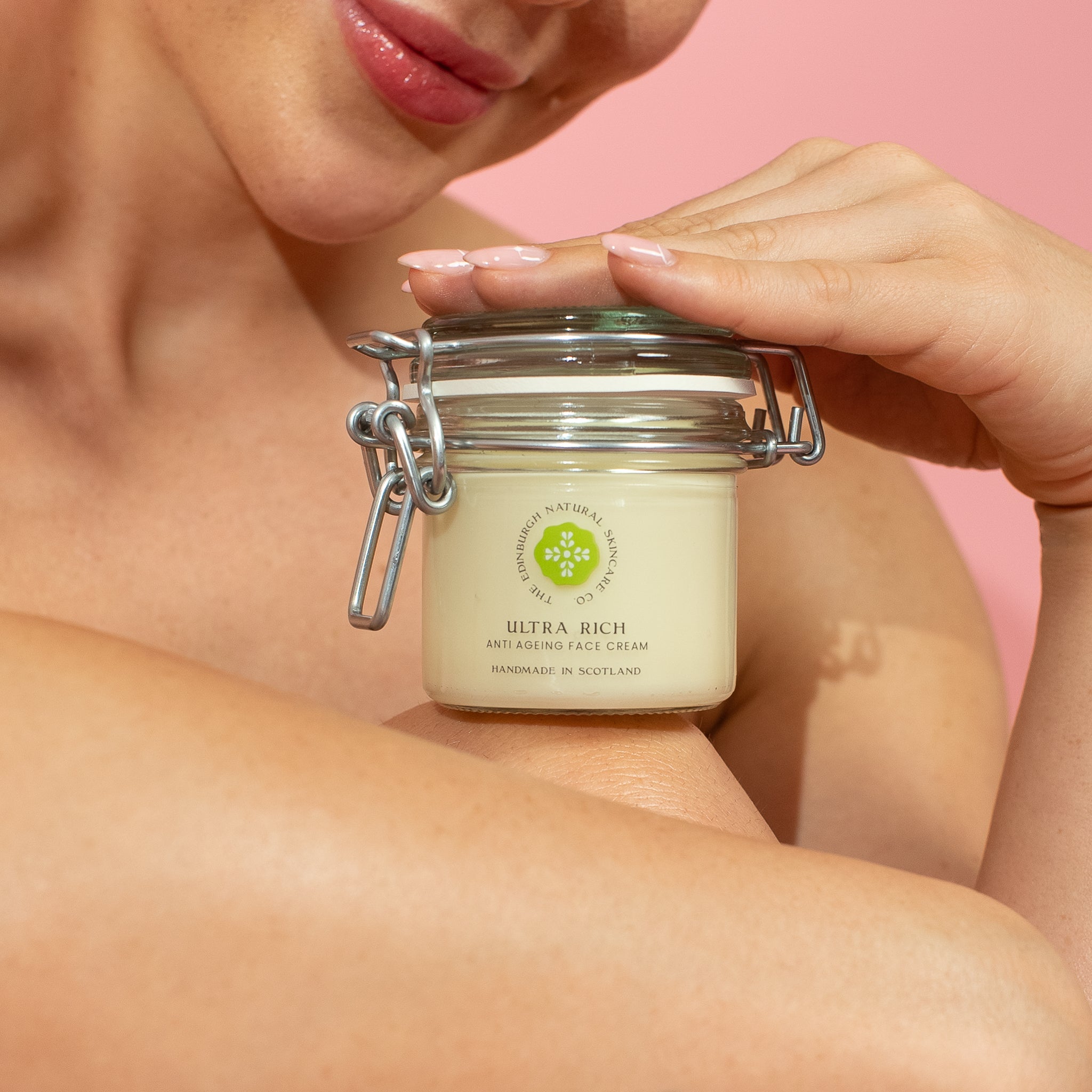 ULTRA RICH FACE CREAM